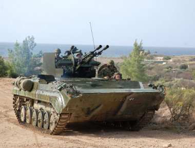 Βίντεο-σοκ: Το «νέο» αντιαποβατικό όπλο του Ελληνικού Στρατού